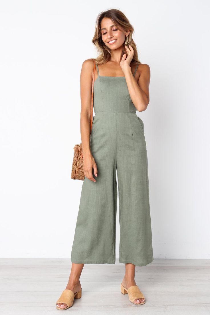 Indie Jumpsuit Women Jumpsuit Outfits, Jumpsuit Outfit Casual, Jumpsuit Outfits, Tailored Clothes, Jumpsuit Outfit, Mode Ootd, Causual Outfits, Outfits Verano, Casual Jumpsuit