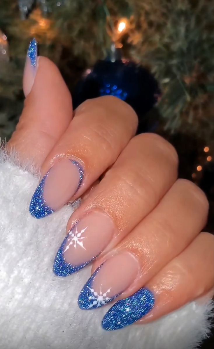 Blue Christmas Nails, Blue Glitter Nails, Cute Christmas Nails, Winter Nails Acrylic, Christmas Gel Nails, Nagel Tips, Blue Nail Designs, Thanksgiving Nails, Winter Nail Designs