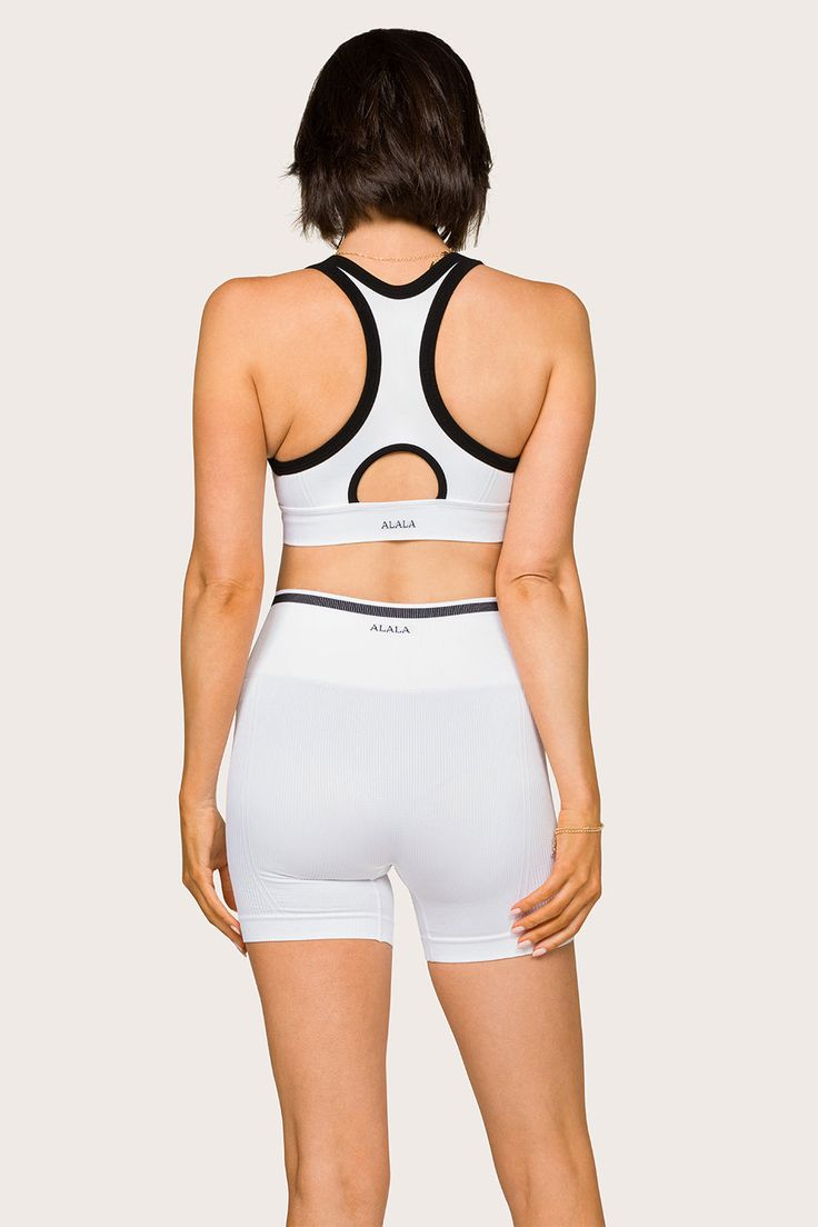 A winner for your next workout. Offering a complete range of motion and reliable seamless support, these flattering white and black seamless shorts for women will inspire you to go far. This style of white and black seamless workout shorts runs small. Please consider sizing up. Zip Bra, Seamless Shorts, Black Seamless, Seamless Sports Bra, In Logo, Oversize Knit, Shorts For Women, Range Of Motion, Running Women