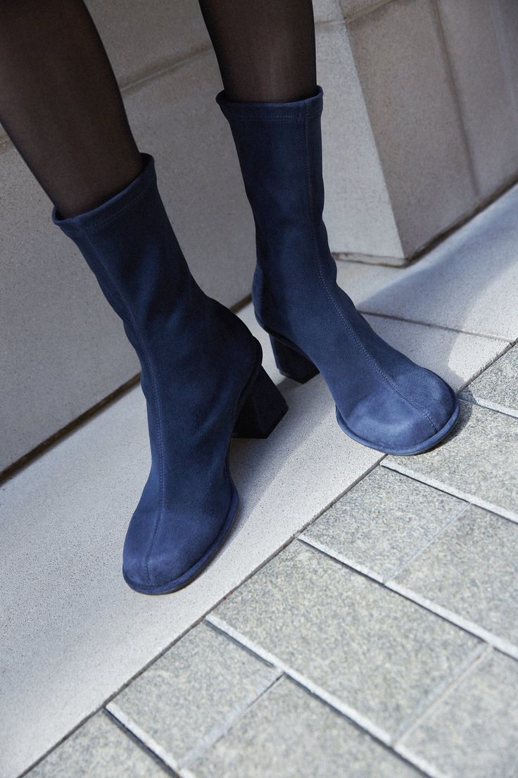 "Ankle boots 'Valerie\" features a round toe and low 6 cm / 2.4 inches block heel. This model is made-to-measure in blue Italian vegan suede. Because of stretchy material and made-to-measures these booties sit perfectly on the foot and are suitable for women with wide ankles and calves.  Cushioned insoles along the entire length of the shoe, are soft and remember the position of the foot. Tunit sole is a mixture of leather chips and rubber, it's more wear-resistant than leather and more durable. Blue Round Toe Platform Boots For Winter, Blue Round Toe Platform Boots For Fall, Blue Winter Platform Boots With Round Toe, Fall Blue Platform Boots With Round Toe, Trendy Blue Mid-calf Boots For Fall, Winter Blue Platform Boots, Blue Ankle-high Boots For Fall, Blue Ankle-high Heeled Boots For Winter, Winter Blue Ankle-high Heeled Boots