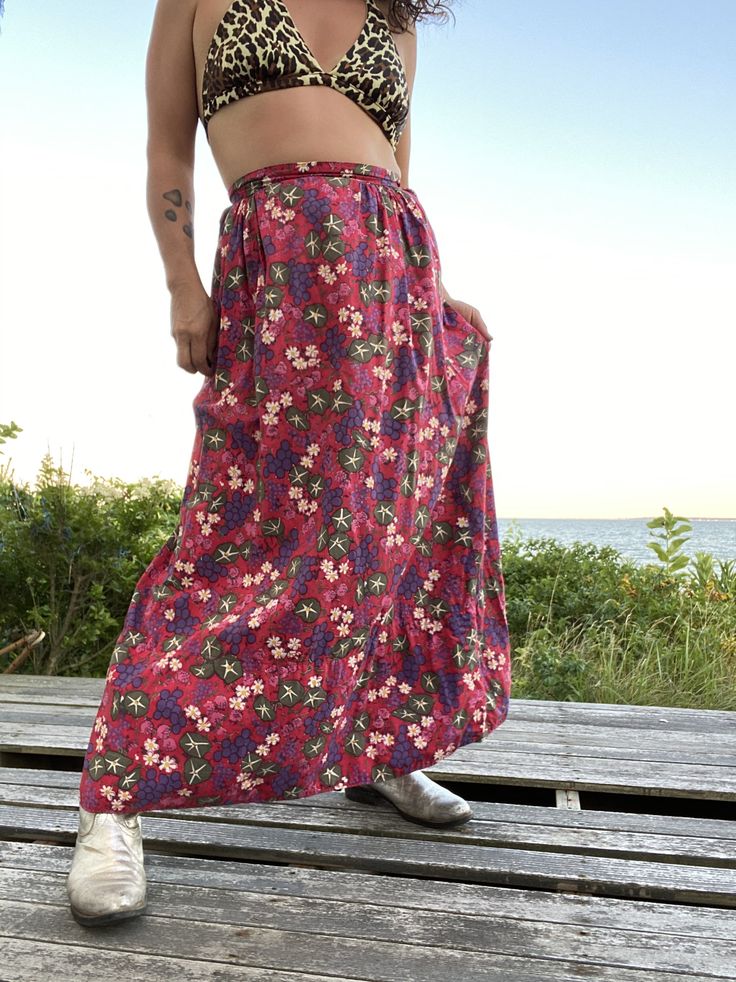 "The best handmade fruit print cotton maxi skirt-from a very boho 1960s handmade collection full of love that I recently acquired from a 95 year old woman. She especially loves skirts and many of them she impeccably made by hand just like this one. Rare fabulous print in ultra femme rose pink purple Colorway featuring grapes-a green lily pad like foliage and sprays of roses and daisies in an abstract, slightly psychedelic pattern. She was incredibly fashionable and her styles changed with the ti Hippie Floral Print Skirt For Festival, Vintage Retro Print Skirt For Spring, Vintage Skirt With Retro Print For Spring, Retro Floral Print Summer Skirt, Retro Floral Print Skirt For Summer, Retro Fitted Skirt For Festival, Vintage Retro Print Summer Skirt, Summer Vintage Skirt With Retro Print, Vintage Skirt For Spring Festival