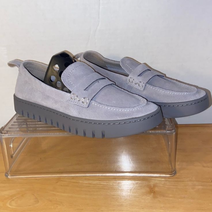 Vionic Women's Suede Loafers, Light Grey, Size 6. New Never Worn. Gwdvr12 Low-top Suede Loafers With Ortholite Insole, Slip-on Low-top Moccasins With Textured Sole, Spring Low-top Suede Moccasins, Gray Slip-on Loafers With Rubber Sole, Casual Suede Loafers With Perforated Toe Box, Slip-on Low-top Moccasins With Removable Insole, Casual Low-top Moccasins With Ortholite Insole, Modern Loafers With Perforated Round Toe, Vionic Shoes