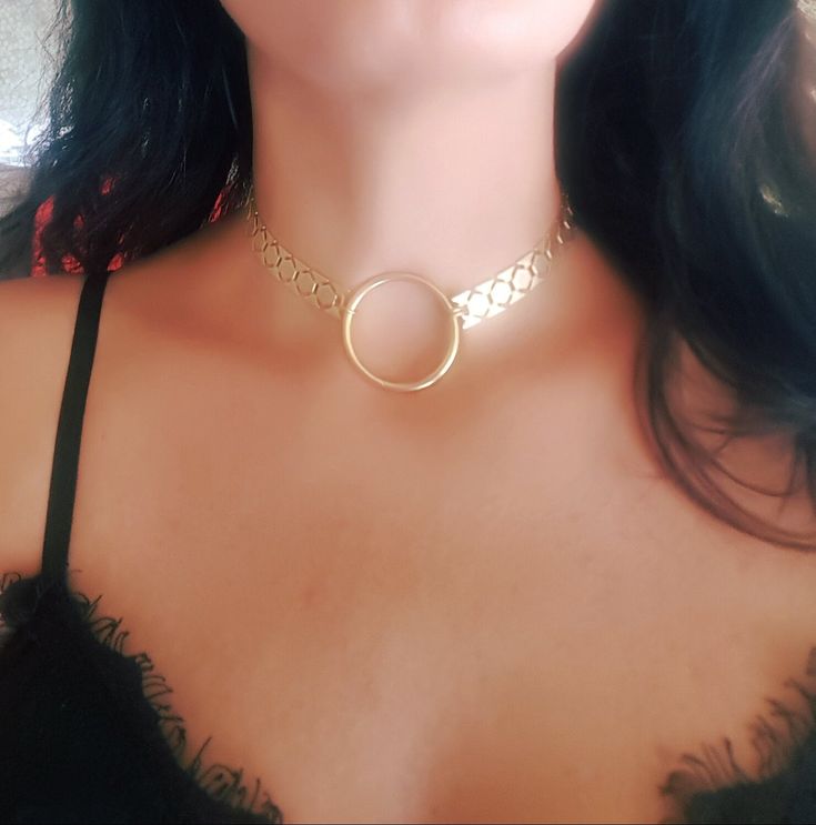 "♦ A beautiful choker necklace, made of metal gold-plated brass in a very high quality with a hoop pendant in its center. SIZA: length 11.8 \" (30 cm) up to 15.8\" ( 40 cm) wide chain 0.47 \" ( 1.2 cm) ♦ This piece of jewelry is perfect as a gift for yourself, for a wedding day, Valentine's day or a birthday. ♦ The jewel will be sent by registered mail (to some countries also includes a tracking number), more information in the F&Q. ♦ My Etsy Shop: http://etsy.me/2rdJm27 Thank you for your i Gold Hoop Jewelry For Party, Gold Festival Choker With Clavicle Chain, Gold Clavicle Chain Choker For Festival, Festival Gold Clavicle Chain Choker, Gold Metal Festival Choker, Gold Hoop Chain Jewelry, Adjustable Chain Choker, Gold Chain Jewelry For Festival, Gold Metal Jewelry For Festival