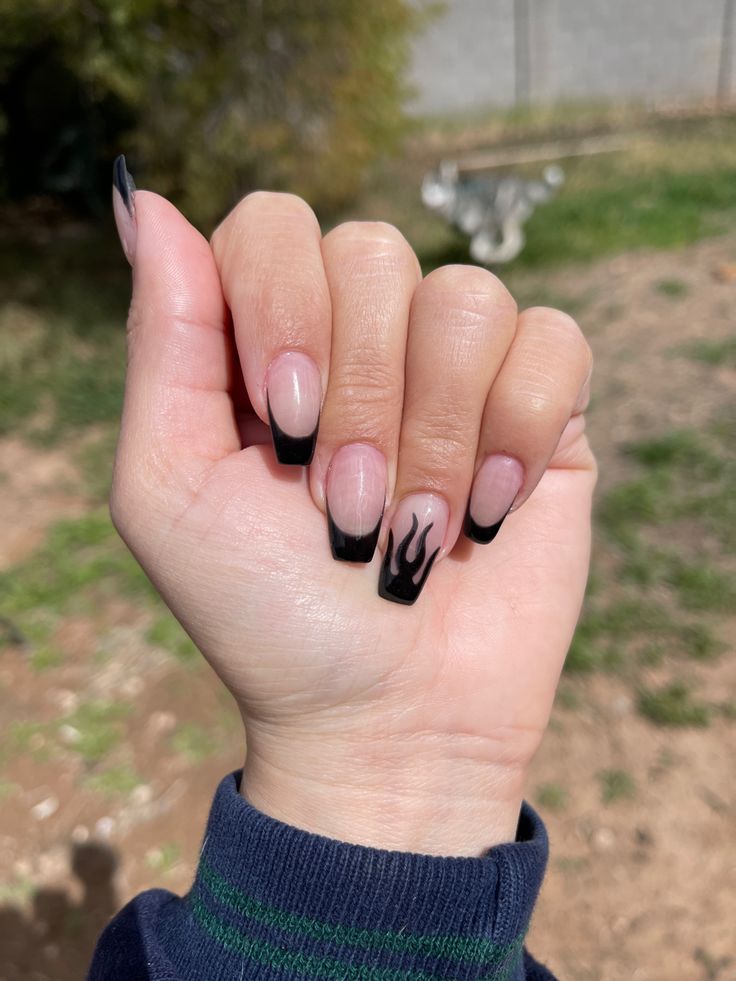 Two French Tip Accent Nails, Acrylic Nails Flame Design, Black Nails Flame Design, Short Square Flame Nails, Flame Accent Nail, Black Nails Medium Length, Cute Flame Nails, Flame French Tip Nails, Medium Length Coffin Nail Ideas