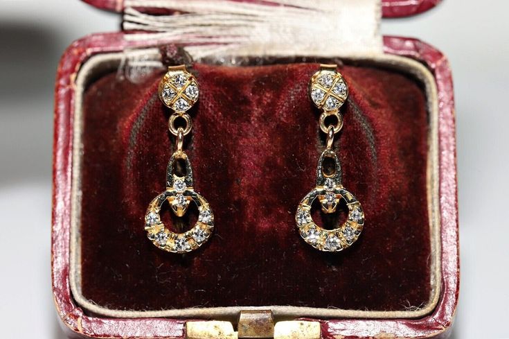 Vintage Circa 1980s 14k Gold Natural Diamond Decorated Drop Earring In very good condition. Total weight is 3.2 grams. Totally is diamond 0.30 ct. The diamond is has H-I color and vs-s1-s2 clarity. Please contact for any questions. Vintage Yellow Gold Diamond Earrings With 17 Jewels, Vintage Yellow Gold Diamond Earrings For Pierced Ears, Vintage Hallmarked Yellow Gold Diamond Earrings, Vintage Yellow Gold Round Diamond Earrings, Vintage Yellow Gold Diamond Earrings, Vintage Brilliant Cut Diamond Earrings For Evening, Vintage Yellow Gold Diamond Earrings With Accents, Vintage Hallmarked Diamond Earrings, Hallmarked Vintage Diamond Earrings