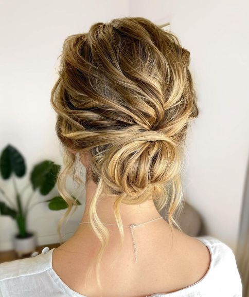 Fine Hair Updo, Updos For Thin Hair, Bridesmaid Things, Braids For Thin Hair, Thin Hair Updo, Hairstyles For Brides, Bridal Hair Down, Long Thin Hair, Wedding Hair Up