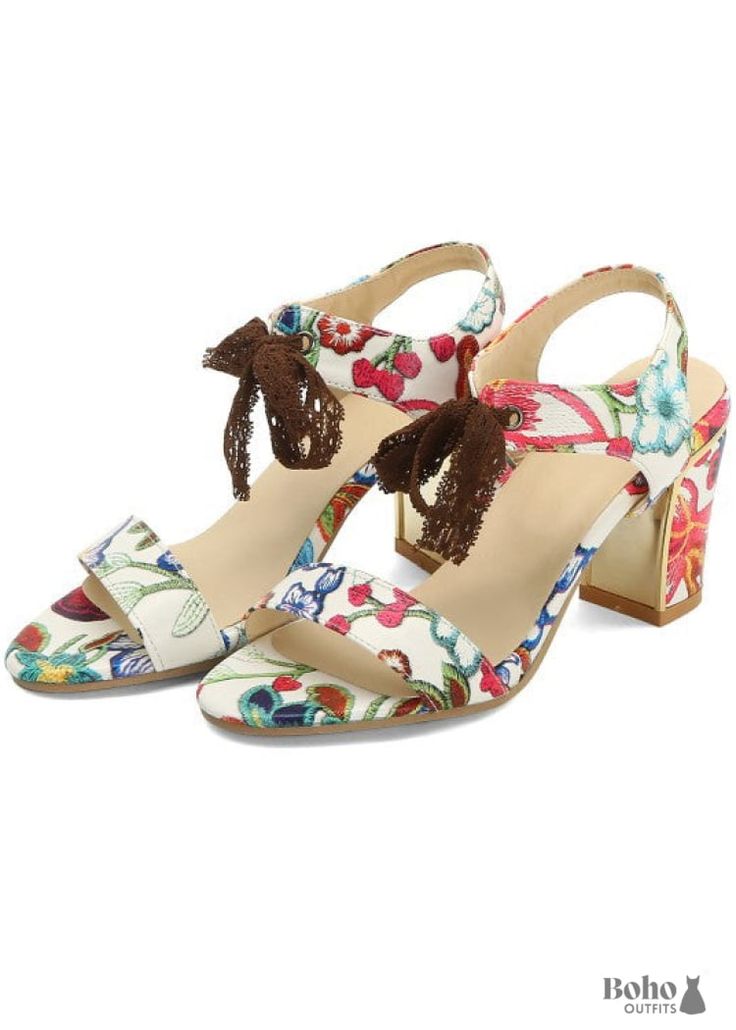 Bohemian Style Block Heel Lace-up Sandals - White / 35 Heels Floral, Block High Heels, Sandals Chunky, Boho Shoes, Flower Women, Boho Sandals, Of Outfits, Lace Up Sandals, The Block