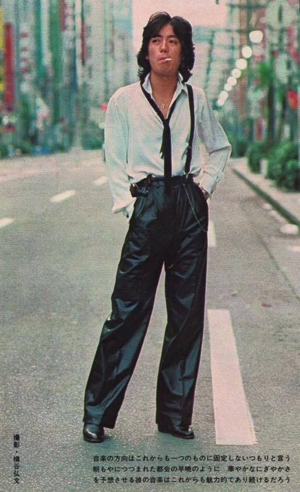 Japan 90s Fashion, Mens Fashion 1980s, Japanese Fashion Men, 90s Japan Fashion, 90s Japanese Fashion, 80s Japanese Fashion, Casual Poses, 80s Fashion Men, Japanese Mens Fashion