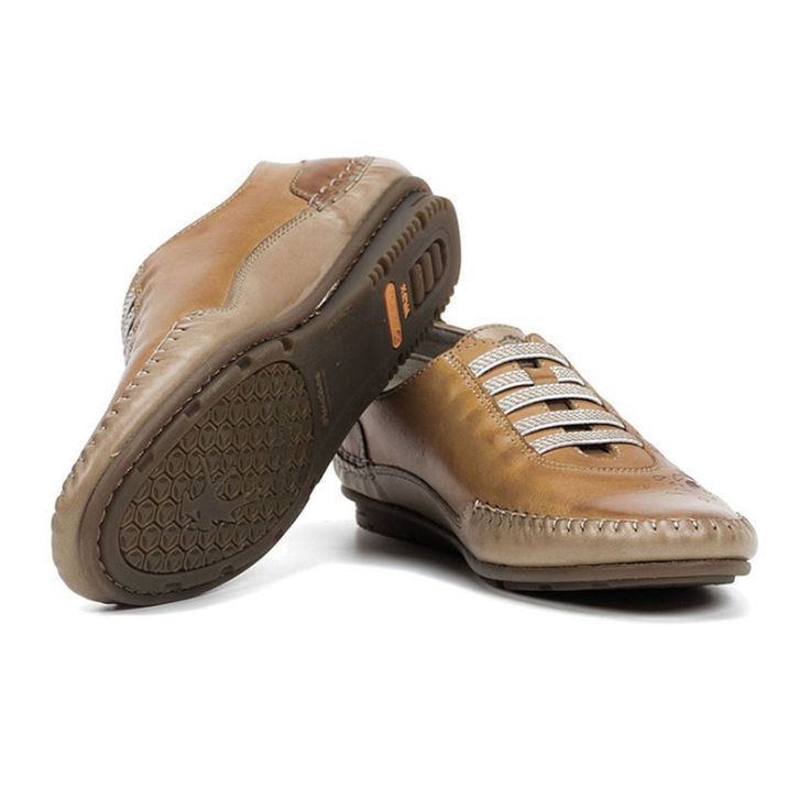 The Tucan F1181 Lace Up in Brown for Women from Fluchos. Casual and urban model with small references to a vintage shoe. Manufactured in high quality authentic leather. The support of these Fluchos women's shoes is in elastic laces as a slip on, which facilitate the donning and provide a good fit to the foot. Upper: Genuine leather Lining: Genuine Leather Removable footbed Brown Sneakers With Leather Footbed And Flat Heel, Vintage Leather Low-top Lace-up Shoes, Slip-on Sneakers With Leather Footbed And Round Toe, Vintage Lace-up Leather Shoes With Textured Sole, Spring Leather Sole Sneakers For Walking, Leather Slip-on Walking Shoes, Casual Slip-on Leather Shoes With Leather Lining, Casual Leather Walking Shoes With Stitched Sole, Casual Leather Wingtip Shoes With Textured Sole