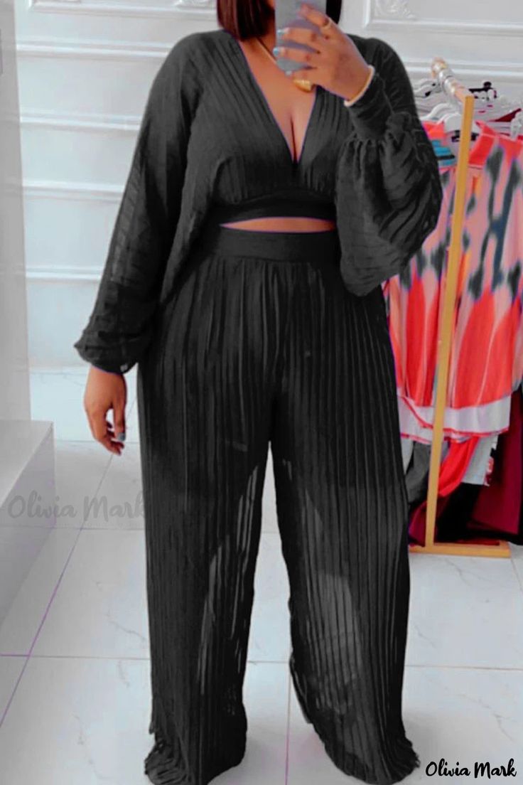 Olivia Mark - Sophisticated Black Two-Piece Set: Fold V-Neck Top and Long Sleeve Solid Patchwork Pants Casual Elegant Outfits, Black Two Piece Set, Black Two Piece, Two Piece Pants Set, Chiffon Fashion, Elegant Outfit, Black Casual, Long Sleeve Casual, Olivia Mark