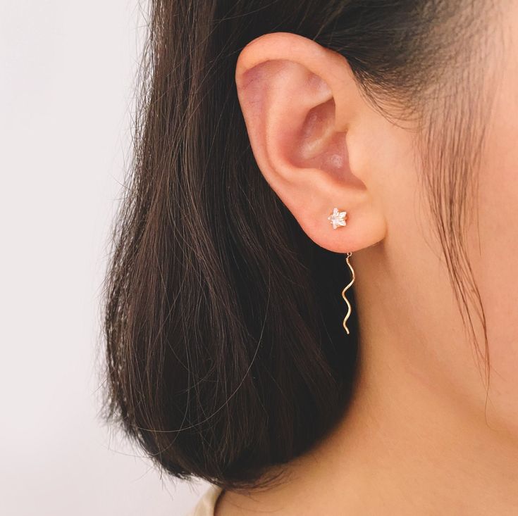 Material: gold plated brass Size: length 40mm, star size: 5mm Color: gold Quantity: 10pcs This listing is for ear backs to match: https://www.etsy.com/shop/Nbeads?ref=seller-platform-mcnav&search_query=ear+back More gold findings here: https://www.etsy.com/shop/Nbeads?ref=seller-platform-mcnav&search_query=gold+plated Earrings Dainty, Threader Earrings, Dainty Earrings, Gold Gold, Etsy Earrings, Gold Plate, Twist, Plating, Brass