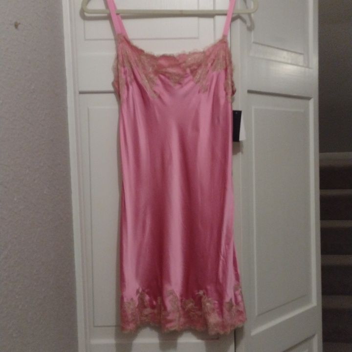 Brand New With Tags, Size X-Small Offers Welcome! Elegant Pink Silk Sleepwear, Pink Sleeveless Evening Camisole, Pink Sleeveless Camisole For Night, Pink Sleeveless Camisole For Evening, Pink Camisole For Summer Nights, Pink Summer Night Camisole, Elegant Pink Evening Sleepwear, Pink Camisole Sleepwear For Wedding Night, Pink Silk Sleepwear For Loungewear