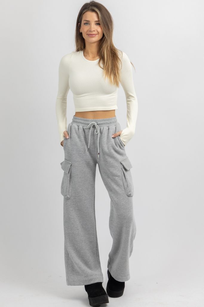 Cozy Fit Comfy Sweatpants With Pockets, Relaxed Fit Lounge Pants With Multiple Pockets, Relaxed Fit Pants With Multiple Pockets For Loungewear, Relaxed Fit Loungewear Pants With Multiple Pockets, Winter Wide-leg Joggers With Pockets, Comfortable Bottoms With Pockets And Cozy Fit, Comfy Cozy Fit Pants With Pockets, Comfortable Bottoms With Pockets, Loungewear Bottoms With Multiple Pockets