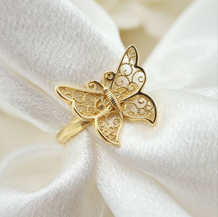 Adorable Real 14k Yellow Gold Big Butterfly Ring. Perfect To Wear Every Day And Everywhere. Elegant, Versatile, And Everlasting. 14k Gold Will Not Tarnish Or Rust. A Piece That Will Last Generations. Perfect Gift For Her. Materials: 14k Gold Weight: 1.7 Grams (Depending On The Size) Size: 7 (Resize It For An Additional Fee) Band Width: 1.9mm Butterfly Size: 16.5x14mm 14k Stamped Brand New Fast Shipping Follow Us For More Fine 14k Gold Jewelry For Fair Prices Dm Me With All Your Questions I Will Elegant 14k Gold Butterfly Ring For Anniversary, Heirloom Style Yellow Gold Filigree Ring Gift, Silver Butterfly Ring In 14k Gold For Wedding, Elegant Silver Butterfly Ring In 14k Gold, Elegant Gold Butterfly Ring In Sterling Silver, Elegant Butterfly Ring In 14k Gold, Gift Yellow Gold Filigree Ring, Heirloom Rings With Elegant Design For Gift, Gold Exquisite Filigree Ring For Formal Occasions