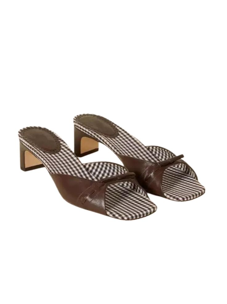 Step out in style with the Jenni Vintage Sandals! These open-toe sandals feature a thick chunky heel for all-day comfort, while the rubber sole ensures durability for daily wear. With a medium heel height of 3-5cm, these sandals are perfect for any occasion. Available in brown and red, these sandals are both minimal and elegant. From Alees Fashion Shoes & Bags Collection. Details Jenni Vintage Sandals Open toe Thick chunky heel Rubber Dailywear Medium heel (3-5cm) Minimal, aesthetic, elegant Fre Ruffle Skirts, Summer Formal Dresses, Vintage Sandals, Bodycon Dresses Casual, Minimal Aesthetic, Popular Dresses, Strapless Tops, Open Toe Sandals, Toe Sandals