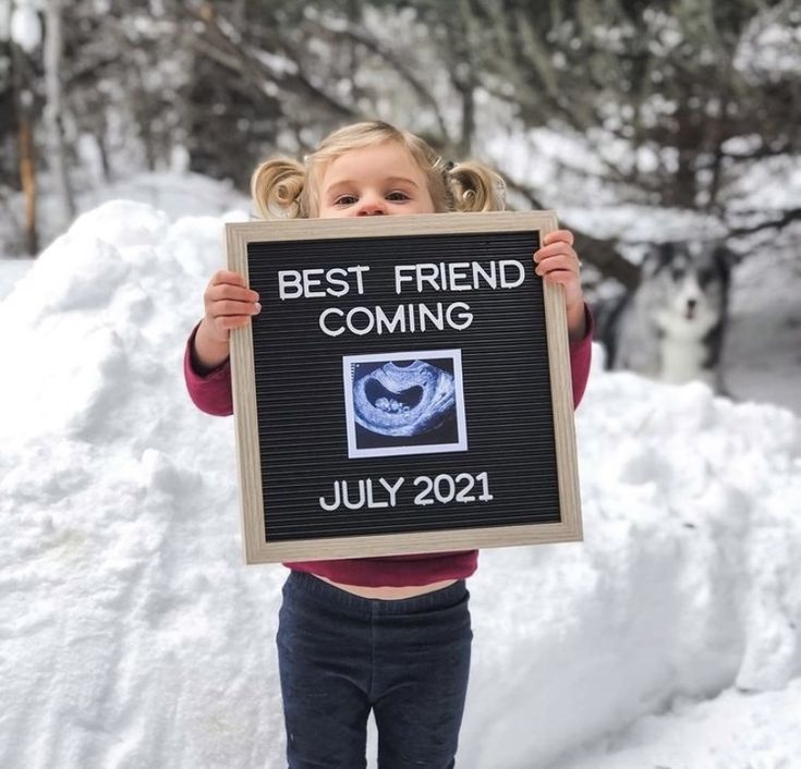 Postpartum Party, Sibling Baby Announcements, 2nd Pregnancy Announcements, Creative Baby Announcements, Baby 2 Announcement, Big Brother Pregnancy Announcement, Second Baby Announcements, Second Pregnancy Announcements, Pregnancy Announcement Pictures