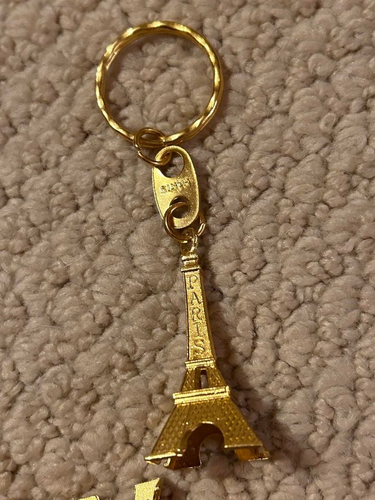 Inbagi 50 Pieces Eiffel Tower Keyring Paris Eiffel Tower Keychains Silver Retro French Souvenirs Keychains Eiffel Tower Keychain Bulk for Home Jewelry Birthday Table Graduation Thank You Gifts at Amazon Women’s Clothing store Keychain Bulk, Table Graduation, Eiffel Tower Keychain, Paris Prom, French Souvenirs, Graduation Tables, Birthday Table, Paris Eiffel Tower, Amazon Women