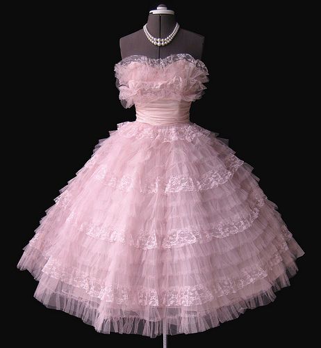 1950s Prom, 1950s Prom Dress, 50s Prom, Pink Prom Dress, Vintage Prom, Pink Prom, Retro Mode, Stevie Wonder, Vestidos Vintage