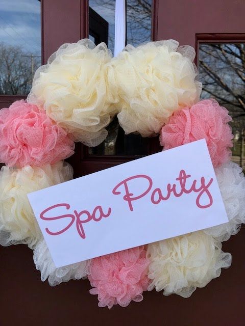 a sign that says spa party hanging on the front door to someone's house