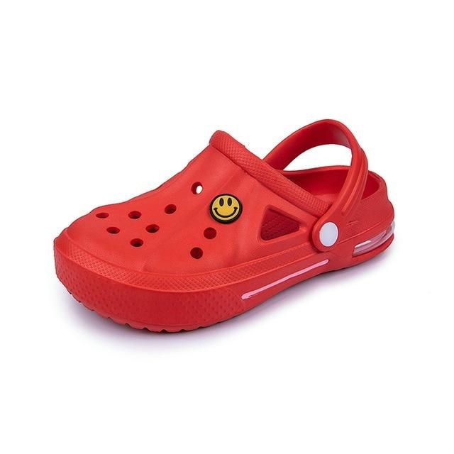 Red Summer Slip-Ons. Rubber Clogs, Sports Sandals, Crocs Sandals, Garden Clogs, Soft Slippers, Outdoor Slippers, Smiling Face, Mesh Shoes, Foot Pain