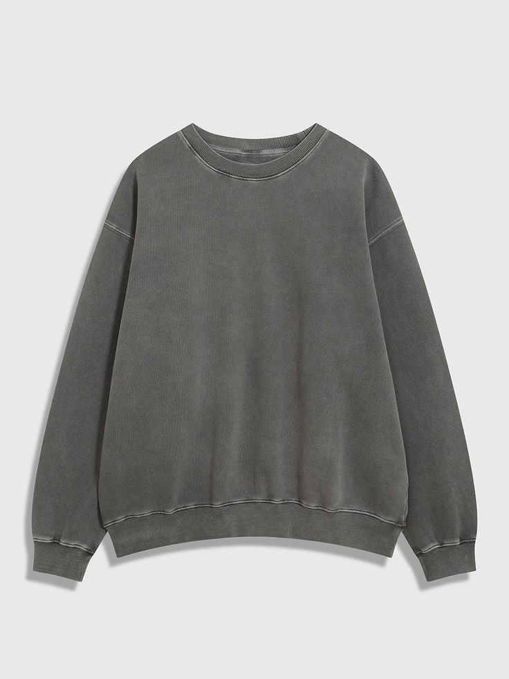 Editor's notesIt is an oversized sweatshirt with round neck. The basic sweatshirt is matched with any items. Made of garment dyed fabric, it has casual and vintage mood. The ribbed neck, cuffs, and hem make comfy fit.- Oversized fit- Round neck- Ribbed neck, cuffs, hem- Logo labelMeasurements(in.)M / L- Shoulder: 24.8 in. / 25.2 in.- Sleeve Length: 24.8 in. / 25.2 in.- Chest: 27.2 in. / 28.1 in.- Length: 27.2 in. / 27.6 in.*Model info: Height 5’ 11” Chest 35.8” Waist 30.3” Hips 38.2” / Fitting s Casual Oversized Sweatshirt With Ribbed Collar, Winter Loungewear Washed Black Sweatshirt, Washed Black Relaxed Fit Sweater For Fall, Washed Black Long Sleeve Sweater With Ribbed Cuffs, Long Sleeve Sweater In Washed Black With Ribbed Cuffs, Long Sleeve Washed Black Sweater With Ribbed Cuffs, Crew Neck Washed Sweatshirt, Faded Crew Neck Sweatshirt For Fall, Acid Wash Crew Neck Sweatshirt For Loungewear