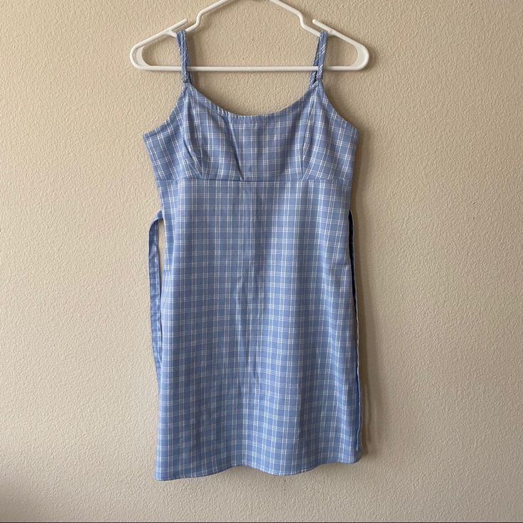 Nwt Periwinkle Blue And White Plaid Colleen Dress Too Long And Big For Me. Features Back Zipper, Side Tie Straps And Adjustable Straps. Length At The Shortest Strap Is ~32”. Bust Is ~15”. Labeled One Size But Best Fits S Price Is Firm. Remember That Posh Takes 20% Blue Mini Sundress With Tie Straps, Blue Sundress With Tie Straps, Blue Mini Dress With Tie Straps For Spring, Blue Sundress Midi Dress For Picnic, Casual Blue Mini Dress With Tie Straps, Light Blue Mini Dress With Tie Straps, Blue Cotton Mini Dress With Tie Straps, Blue Fitted Sundress With Tie Straps, Casual Blue Sundress With Tie Straps