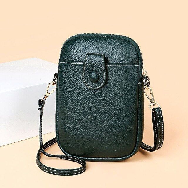 Brand Name: YogodlnsShape: FLAPHandbags Type: Shoulder BagsTypes of bags: Shoulder Crossbody BagsOrigin: CN(Origin)Main Material: PUClosure Type: zipperHardness: SOFTExterior: Silt PocketStyle: FashionLining Material: PolyesterOccasion: VersatileGender: WOMENPattern Type: SolidNumber of Handles/Straps: SingleInterior: Interior Slot PocketInterior: Interior Zipper PocketItem Type: HandbagsShoulder Bag: Vintage PU Leather Shoulder BagPU Leather Bag: Mini Crossbody BagPurse: Mobile Phone Purse