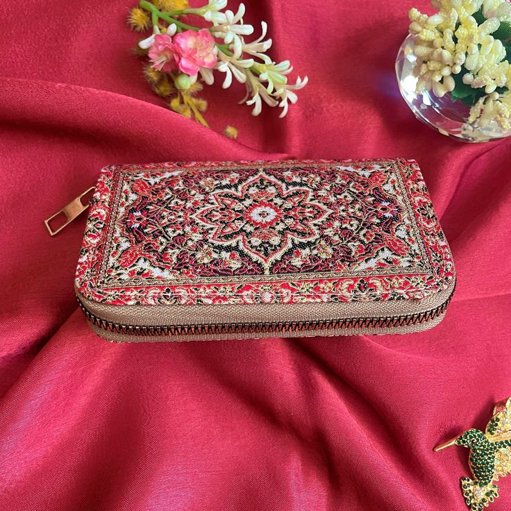 Small Boho Wallet: Handcrafted Warmth with Turkish Motifs - A Thoughtful Gift Choice** Carry a captivating story in our small boho wallet, meticulously handcrafted to blend Turkish motifs with modern design. Relive the texture of the past in an accessory that's more than just a wallet; it's a carrier of historical sentiment. **Features - **Historical and Modern Fusion A unique blend of bohemian style and modern design, connecting Turkish motifs in an unforgettable way. - **Journey to the Past Ea Beige Bifold Coin Purse As Gift, Beige Clutch Wallet As Gift, Beige Clutch Wallet As A Gift, Beige Clutch With Card Slots For Gift, Beige Clutch Wallet For Gift, Bohemian Coin Purse As Gift, Traditional Rectangular Wallet For Daily Use, Traditional Brown Wallets As Gifts, Traditional Rectangular Wallets For Daily Use