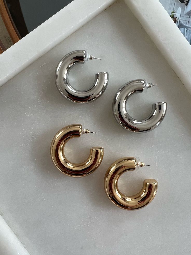 High End Gold Plated Stainles Steel Chunky smooth cambered surface Band Gold Hoop Earrings Jewelry For Women Chunky Earrings, Jewelry Earrings Hoops, Gold Hoop, Jewelry For Women, Gold Hoop Earrings, Earrings Jewelry, Gold Bands, Gold Plate, Jewelry Earrings