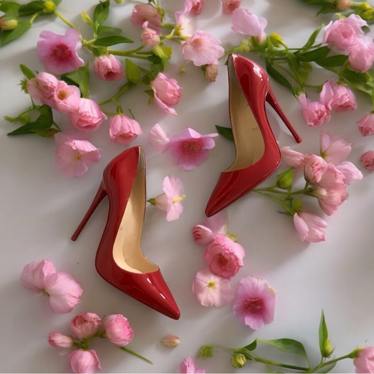 120mm Stiletto Heel, Pointed Toe. Shoes Trendy, Christian Louboutin So Kate, Pump Heels, So Kate, Patent Leather Pumps, Trendy Sneakers, Christian Louboutin Shoes, Stiletto Heel, Pumps Heels