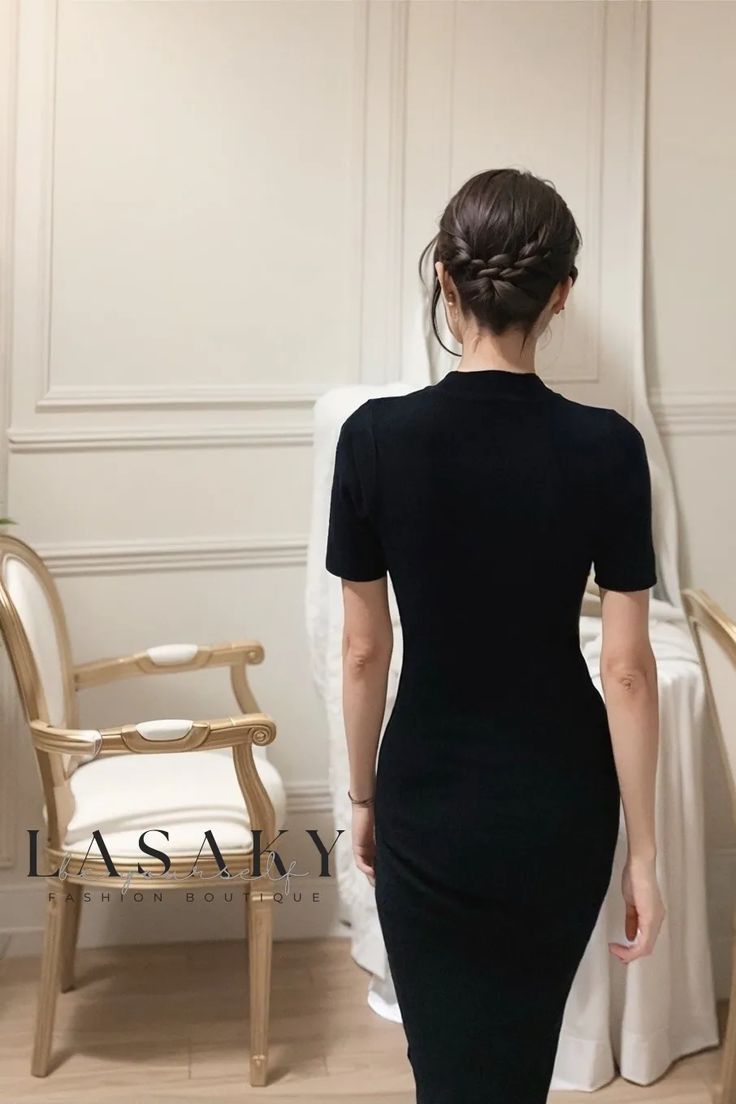 Lasaky - Elegant Womens Vintage Slim Fit Knit Dress featuring a Classic Round Neckline and Stylish S-Shaped Hem in Timeless Black Elegant Fitted Mini Dress With Crew Neck, Black Non-stretch Mini Dress With Short Sleeves, Black Non-stretch Short Sleeve Mini Dress, Black Crew Neck Bodycon Dress, Elegant Crew Neck Fitted Bodycon Dress, Elegant Fitted Crew Neck Bodycon Dress, Elegant Black Crew Neck Bodycon Dress, Elegant Fitted Bodycon Dress With Crew Neck, Elegant Black Crew Neck Mini Dress