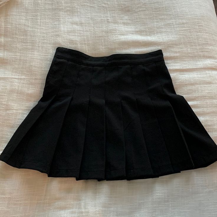 Never Worn Black Fitted Mini Tennis Skirt, Fitted Black Mini Tennis Skirt, Fitted Black Pleated Mini Skirt, Fitted Pleated Black Mini Skirt, Trendy Black Mini-length Tennis Skirt, Trendy Black Mini Length Tennis Skirt, Trendy Black Mini Tennis Skirt, Trendy Fitted Black Tennis Skirt, Black Mini Tennis Skirt For Spring