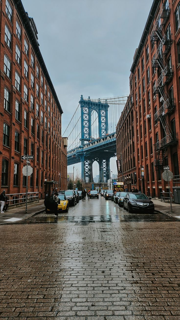 dumbo, brooklyn, ny, new york, manhattan bridge, nueva york Dumbo New York Photography, Brooklyn Bridge Aesthetic, Nyc Scenery, Brooklyn Winter, Brooklyn Aesthetic, Dumbo New York, Wallpapers 2024, New York City Christmas, Dumbo Brooklyn