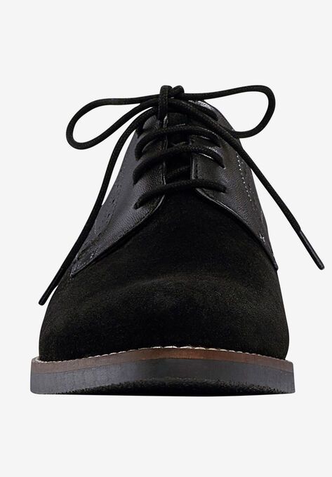 Lace-Up Oxford Flats | Ellos Interesting Shoes, London Gifts, Oxford Flats, Loafers Style, Swimsuits For All, Womens Casual, Leather Cleaning, Womens Oxfords, All Black Sneakers