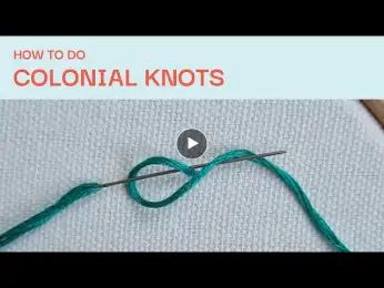 an image of how to do colonial knots on the knitting machine with text overlay that reads, how to do colonial knots