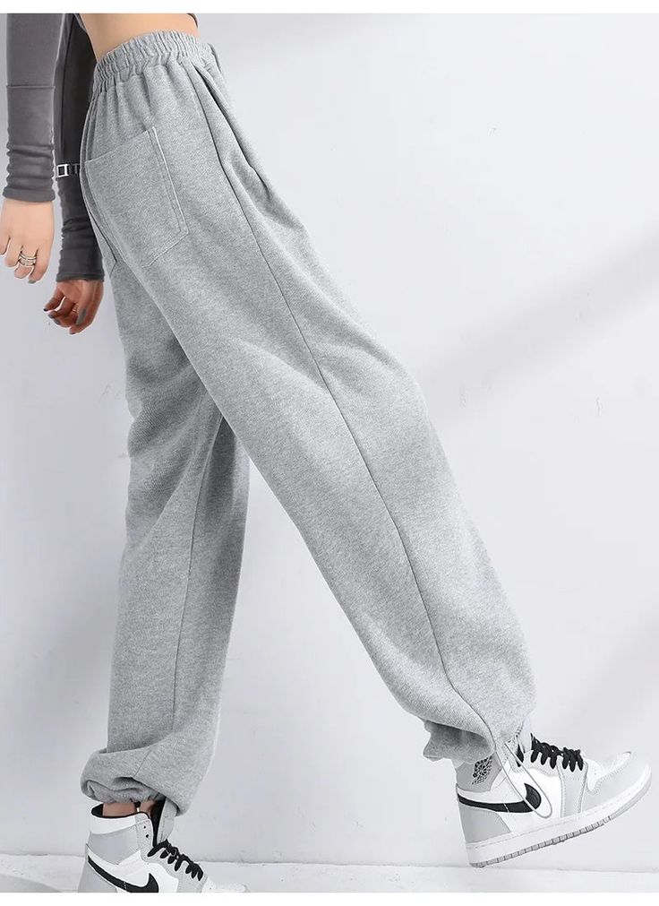 Elastic Waist Drawstring Baggy Sweatpants - SHExFAB Sweatpants Baggy, Women Sweatpants, Sweatpants For Women, Baggy Sweaters, Baggy Sweatpants, Sailor Hat, Casual Sweatpants, Jumpsuit Outfit, Party Dress Short