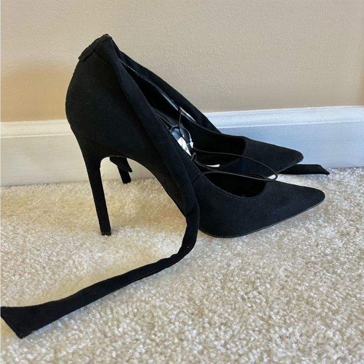 Perfect For Professional Settings Or Business Casual New With Tags Size 7 Black Ankle Tie Heels For Formal Occasions, Elegant Black Ankle-tie Heels, Elegant Black Ankle Tie Heels, Black Ankle Tie Heels For Party, Black Ankle Tie Heels For Spring, Chic Black Heels With Ankle Tie, Chic Black Ankle Tie Heels, Champagne Heels, Tan Block Heels