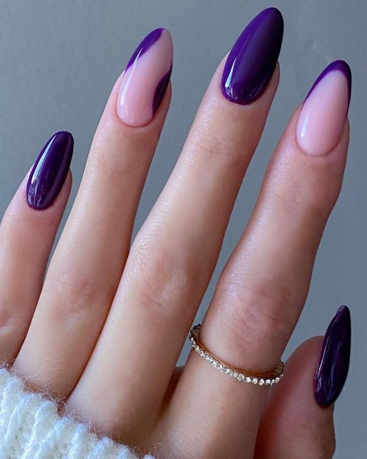 #purplenails #nailart #nailstyle Nail Art Viola, Nail Organization, Dark Purple Nails, Hoco Nails, Violet Nails, Purple Tips, Purple Nail Art, Purple Acrylic Nails, French Tip Nail Designs