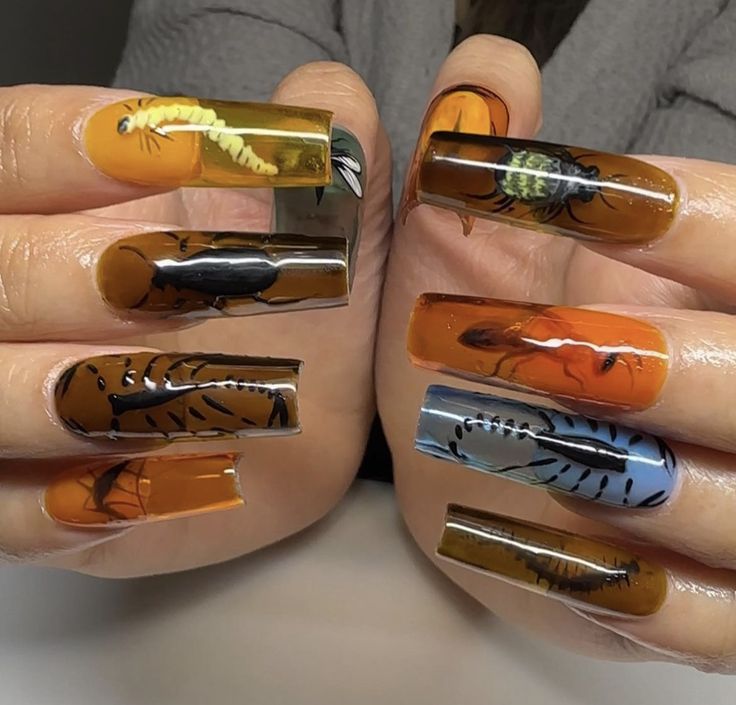 Weird Halloween Nails, Toxic Nails, Creepy Acrylic Nails, Weird Nails Design, Gummy Worm Nails, Ugly Acrylic Nails, Random Nails, Crazy Nail Designs Unique, Teeth Nails