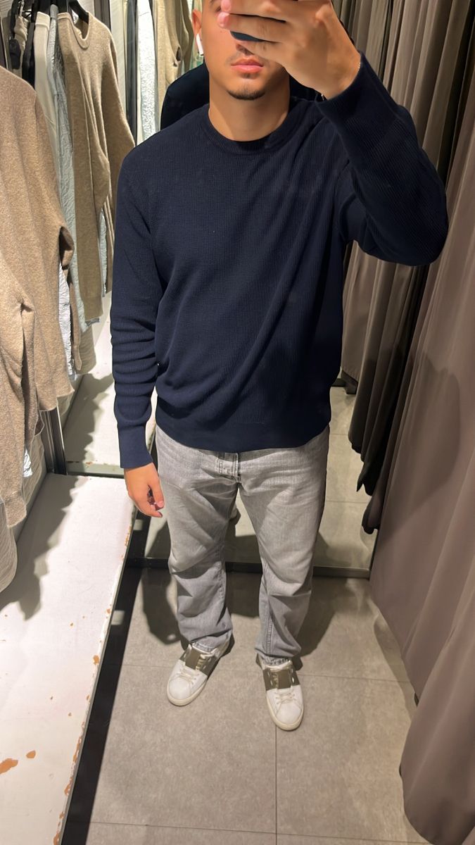 Men’s Grey Jeans Outfit, Men’s Stockholm Style, Zara Man Aesthetic, Men’s Zara Outfits, Stockholm Style Guys, Zara Fits Men, Men Stockholm Style, Mens Stockholm Style, Zara Style Men