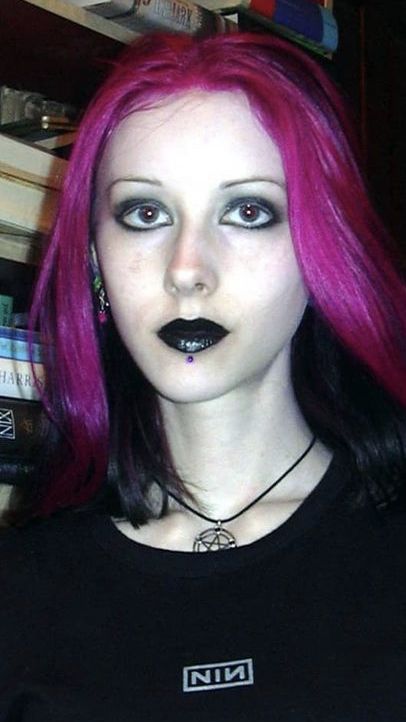 Liz Vicious, Goth Outfit Ideas, Goth Makeup, Maquillage Halloween, Alt Fashion, Hair Reference, Gothic Outfits, Goth Outfits, Goth Fashion