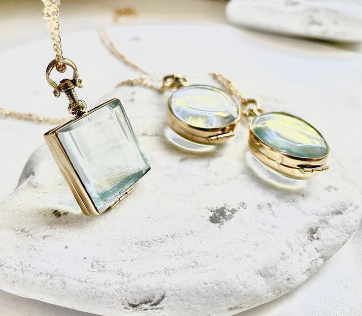 Beveled Glass Locket Necklace, Personalized Womens Necklace, Heirloom Glass Locket Necklace Bridal Necklace Wedding Locket Gift for Her - Etsy Antique Charms Locket Necklace For Wedding, Dainty Oval Locket Necklace For Wedding, Dainty Medallion Keepsake Jewelry, Antique Oval Locket Necklace For Wedding, Antique Oval Pendant Locket Necklace For Wedding, Dainty Oval Pendant Locket Necklace For Wedding, Elegant Wedding Locket Necklace With Charms, Oval Vintage Charm Locket Necklace For Wedding, Elegant Brass Locket Necklace For Wedding