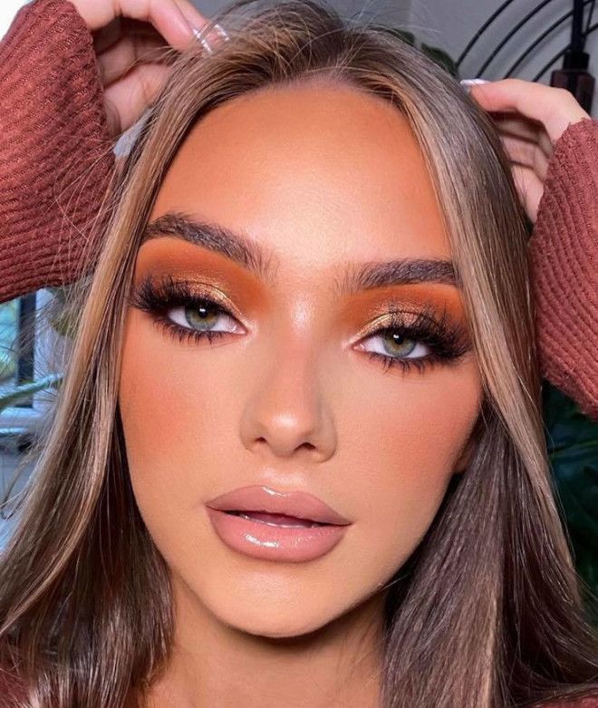 Mesmerizing Thanksgiving Makeup Ideas to Impress Everyone Around the Table Thanksgiving Makeup Ideas Simple, Thanksgiving Makeup Ideas, Red Eyeshadow Looks, Thanksgiving Makeup Look, Thanksgiving Makeup Looks, Red Eyeshadow Look, Thanksgiving Makeup, Makeup Ingredients, Blue Eyeshadow Looks