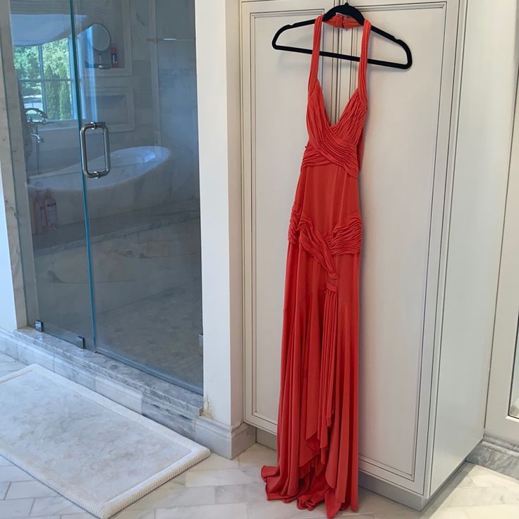 Breathtaking Orange Jovani Evening Dress Size 2.Gorgeous Dress And Perfect For Homecoming Or Wedding. Jovani Dresses, Dresses Backless, Orange Dress, Gorgeous Dresses, Color Orange, Halter Top, Evening Dress, Homecoming, Evening Dresses