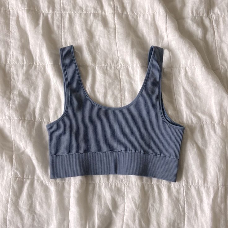 Honeydew Bailey Seamless Bralette Crop Tank Top Blue Size M (Fits S/M) Calcite Medium Blue Can Be Worn As A Seamless Bralette Or Crop Tank Top! Super Soft, Lightweight & Stretchy! Light Support Nwot - Never Worn. There Is Slight Stitching Puckering Flaw Along Bottom Band Seam But Doesn’t Effect Wear Or Look. Will Stretch When Wearing! Please View Image Pink Ladies Outfit, Backless Top, Crop Tank Top, Comfy Tops, Hooded Tops, Material Girls, View Image, Dream Board, Crop Tank