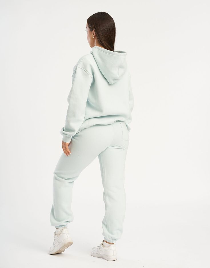 The perfect out and about staple. The Basic Hoodie is made with a heavyweight cotton/poly fabric blend that is perfect for the street-ready look. Featuring a new hidden kangaroo pocket design to be both functional and in style. - Super soft cotton/polyester blend - In-trend relaxed silhouette - Large hood - Designed to flatter every size - Worn by our inhouse team for the perfect fit 62% Cotton, 38% Polyester Bella is wearing a size Small. Her measurements are: Height: 170cm (5'6") Waist: 67cm ( Essential Hoodie, Hoodie For Women, Basic Hoodie, Pocket Design, Modern Woman, Kangaroo Pocket, Kangaroo, Casual Wear, Perfect Fit