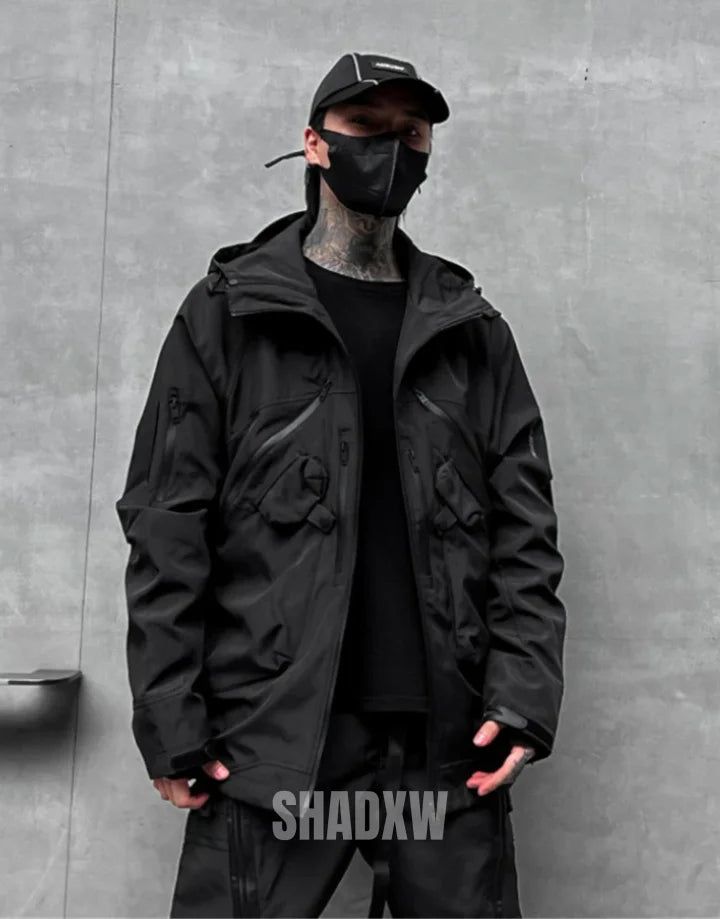 Type: Techwear Jacket Design: Techwear, Ninja Techwear, Cyberpunk, Military, Futuristic Ultra-resistant Techwear Jacket: Made with premium materials that are resistant, flexible and lightweight to preserve your mobility while protecting you from rain and wind. Technical clothing: This techwear jacket is equipped with a multitude of storage pockets to easily carry your personal belongings. Breathable materials: This techwear jacket made of polyester, cotton and spandex can be worn all year round. Techwear Ninja, Techwear Cyberpunk, Techwear Jacket, Techwear Outfits, Black Month, Technical Clothing, Contemporary Wardrobe, Chest Rig, Personal Belongings