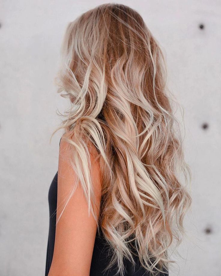 beautiful long blonde hair || blond wavy hair Black Hair Hairstyles, Balayage Blond, Blonde Wavy Hair, Hair Blond, Beach Wave Hair, Curls For Long Hair, Long Face Hairstyles, Face Shape Hairstyles, Waves Curls