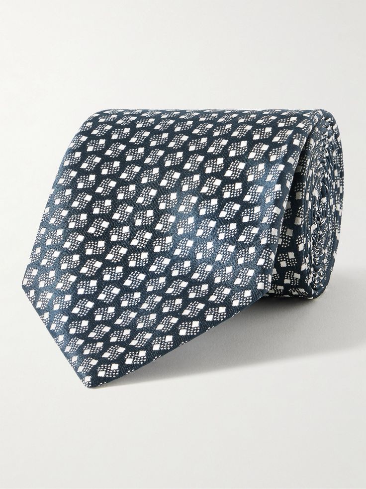 Charvet has been renowned for its impeccable craftsmanship since 1838. Made in the label's Parisian workshop, this silk tie is cut with an 8.5cm blade and jacquard-woven in a geometric motif. Silk Patterned Ties For Black Tie Events, Luxury Silk Ties, Luxury Silk Mark Certified Ties For Business, Patterned Silk Suit And Tie Accessories For Business, Luxury Silk Mark Certified Business Ties, Luxury Patterned Ties For Business, Luxury Silk Ties For Semi-formal Occasions, Luxury Silk Neckwear For Formal Occasions, Luxury Patterned Business Ties