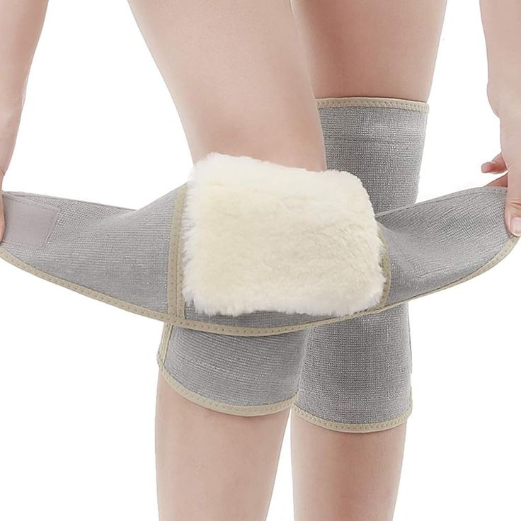 Winter #Cashmere Knee Braces / Warmer. Adjustable Warm Kneepads #LegWarmer Sleeves for #Ski / #Cycling Ligaments And Tendons, Knee Compression Sleeve, Knee Wraps, Dance Yoga, Leg Braces, Leg Warmer, Knee Support, Knee Sleeves, Compression Sleeves